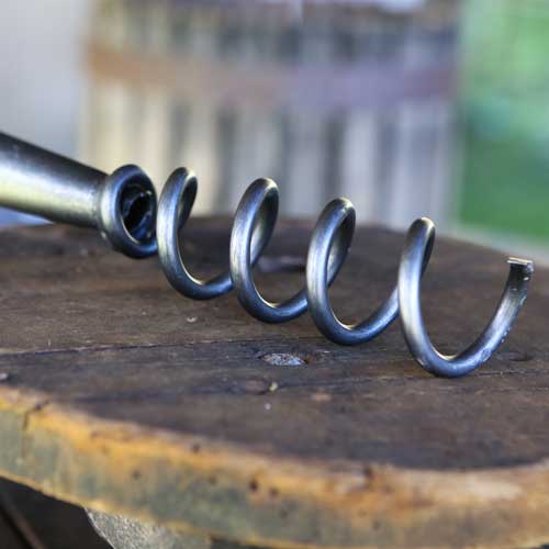 Corkscrew Weeder