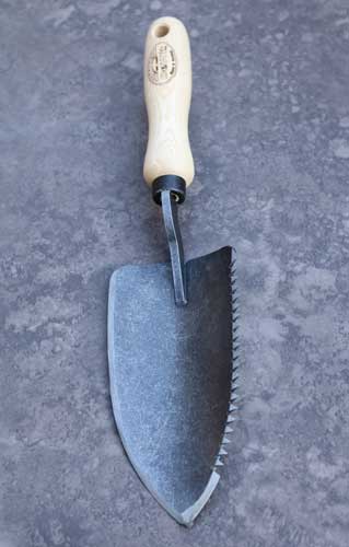 Welldone Serrated Trowel